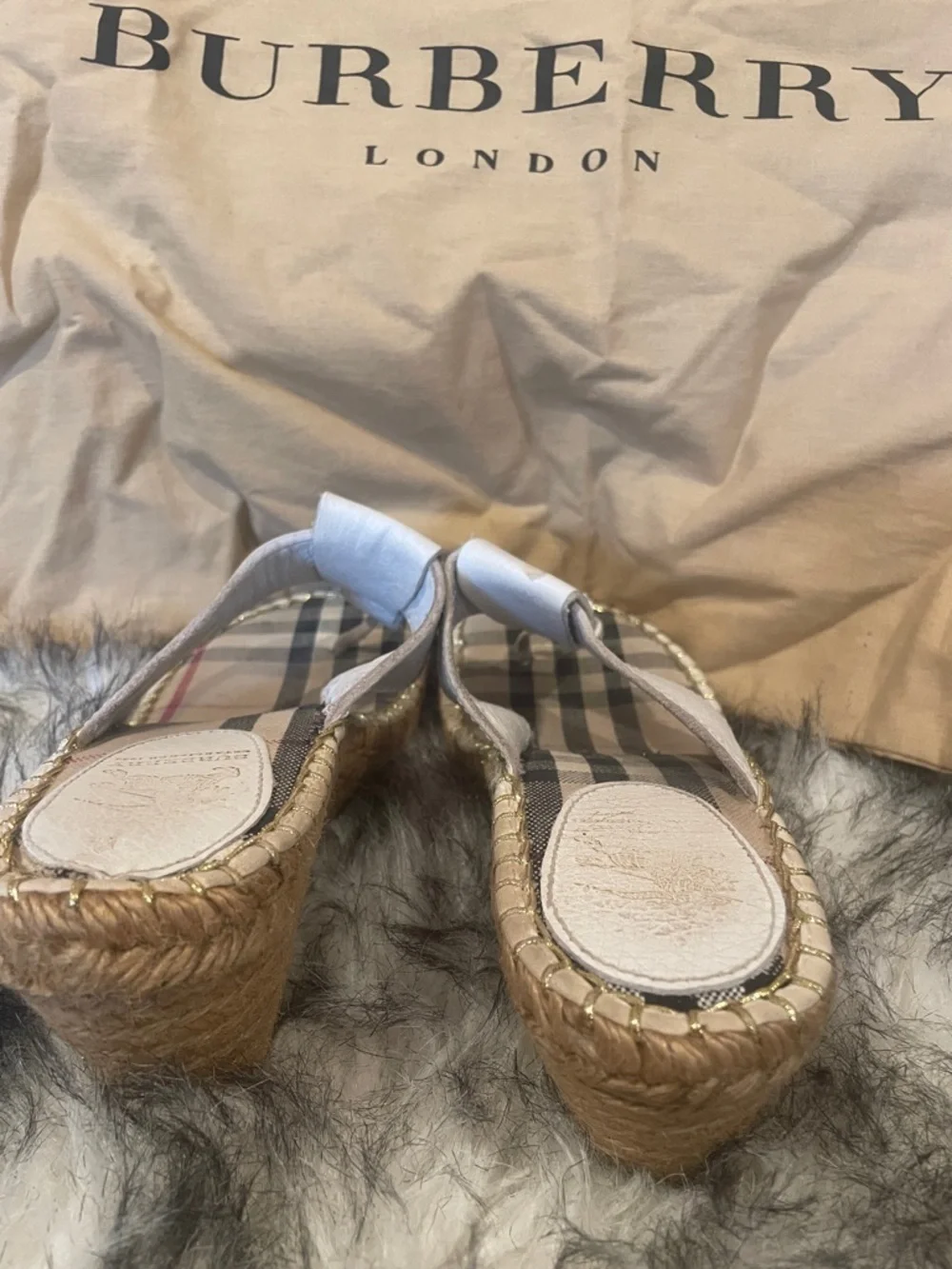 Burberry White Leather Thong Espadrille Sandals Classic Check Insole Sz 41 BS1 - Picture 4 of 7